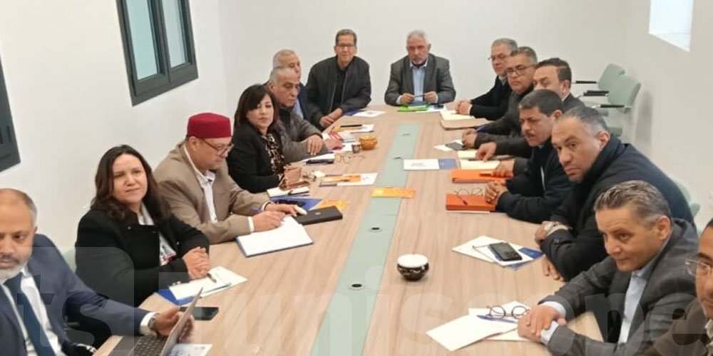 عاجل : أول اجتماع لمكتب اتحاد الشغل الجديد: المنحة تتوقف والأمين العام يبيع الكرهبة 